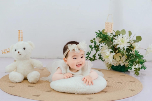 保亭宝宝三个月翻身 保亭宝宝三个月翻身